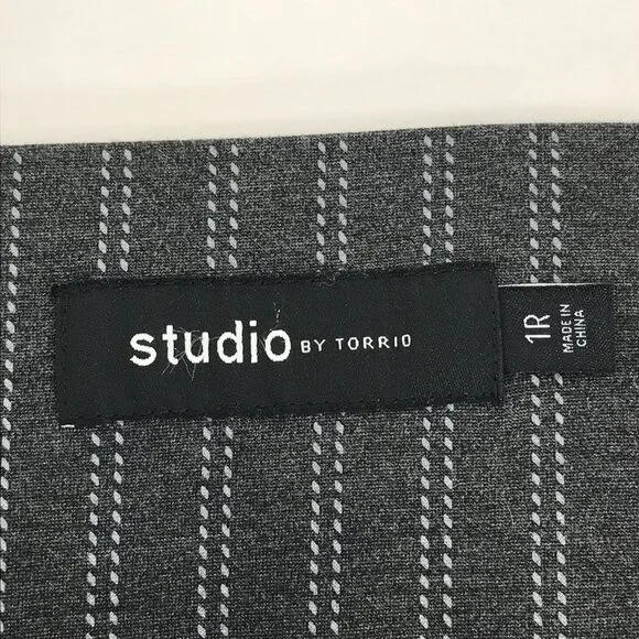 Torrid Studio Pixie Luxe Ponte Skinny Pant Women's Plus Size 1/1X Gray Stripe - Picture 8 of 12